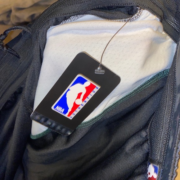 Nike Milwaukee bucks practice 18 shorts - Picture 6 of 7